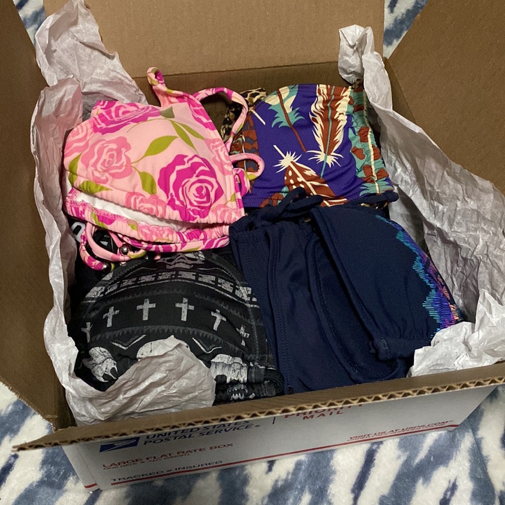 10- SIZE SMALL BIKINI HAUL